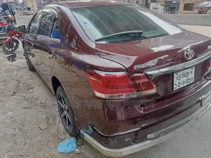 Toyota Premio 2015 Maroon