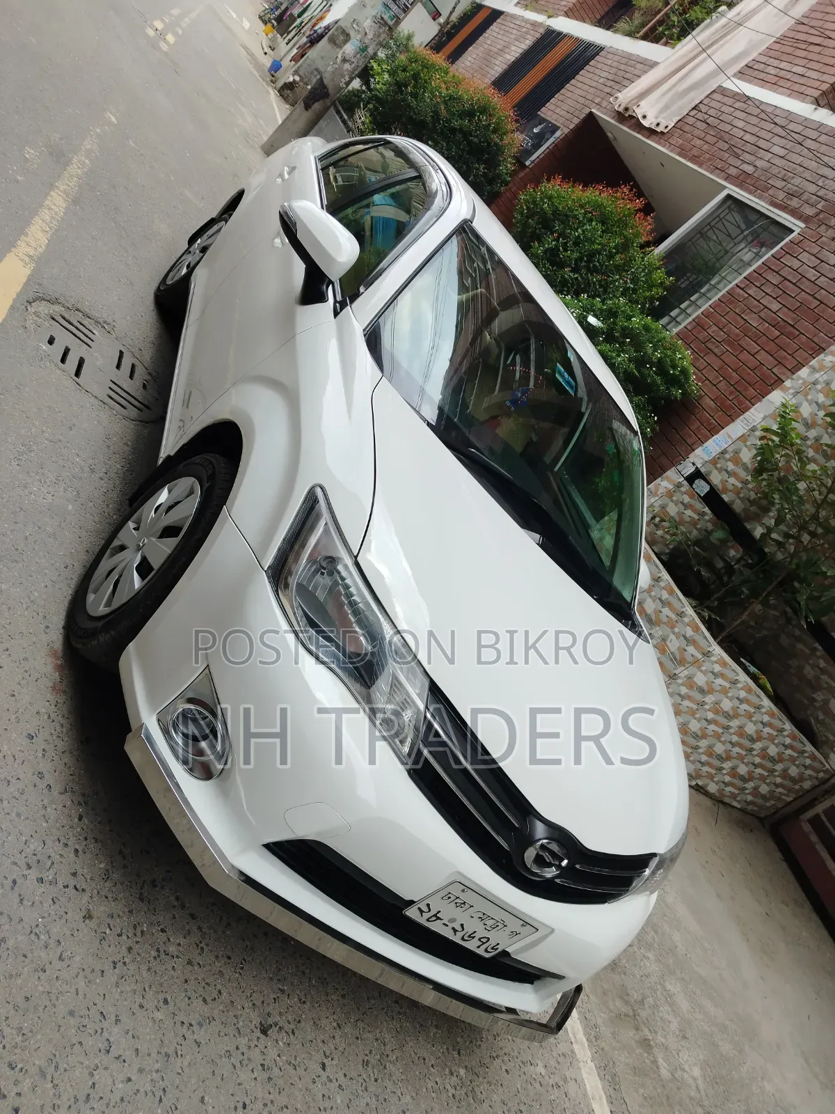 Toyota Axio 2012 White