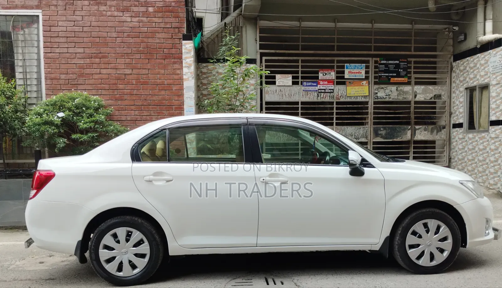Toyota Axio 2012 White