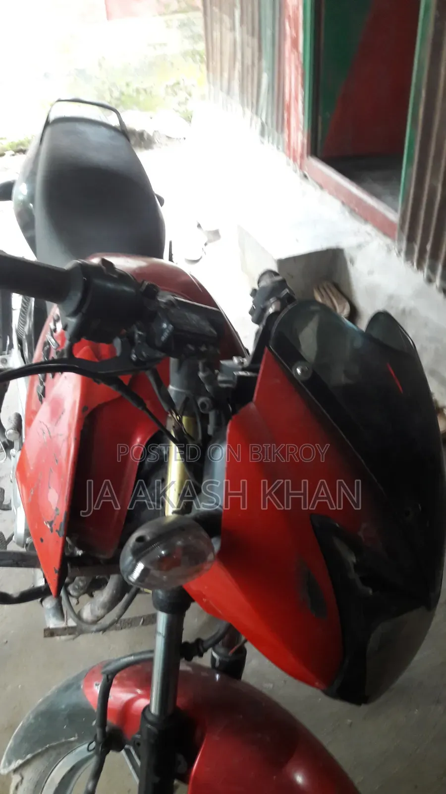 বাজাজ পালসার এন১৫০ ২০১৬ রেড