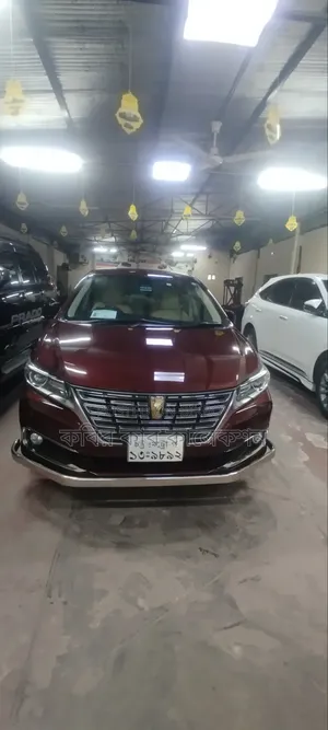 Toyota Premio 2017 Maroon