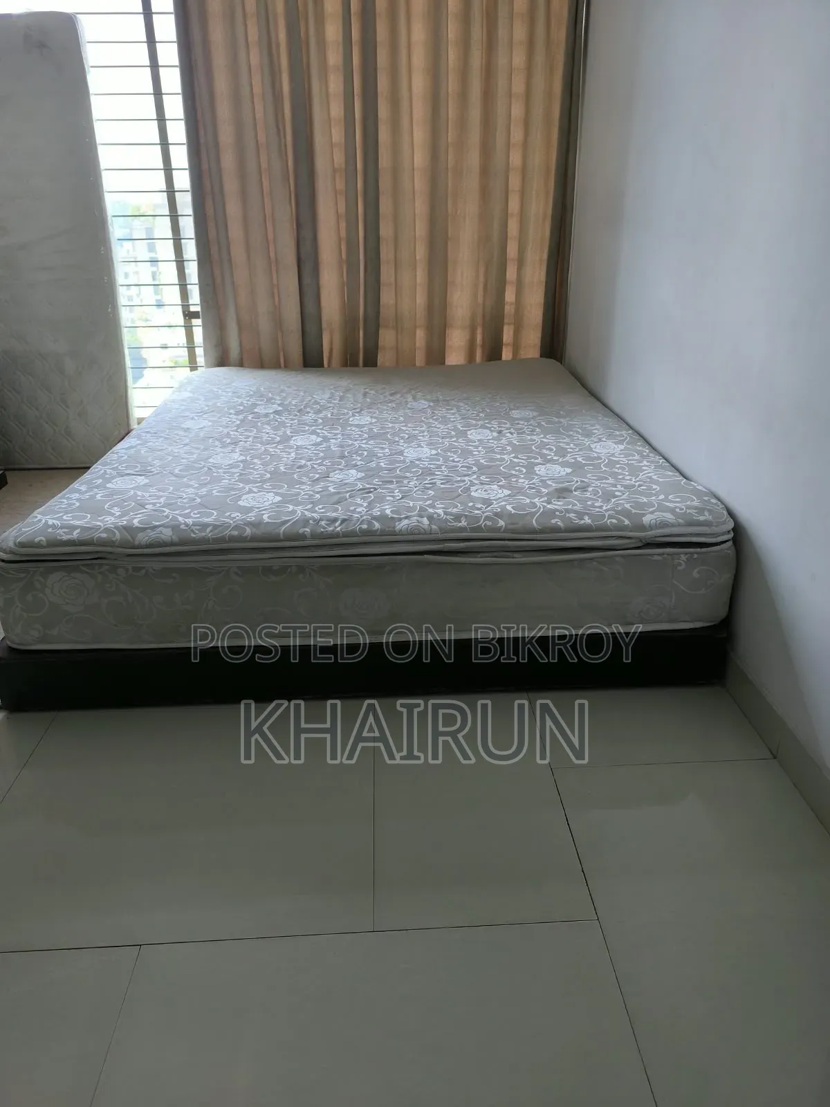 The bed quality is good, the bed is 7 feet long and 6 feet wide,