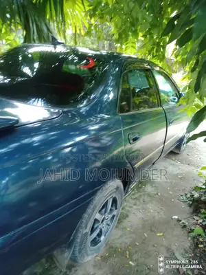 টয়োটা কারিনা ১৯৯৬ নীল