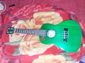 Yamaha Uk 24 Ukulele