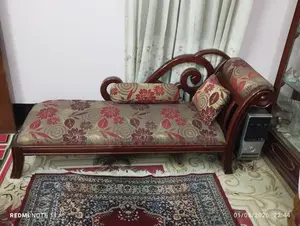 Wooden Divan