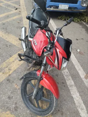 TVS Metro Plus 2018 Red