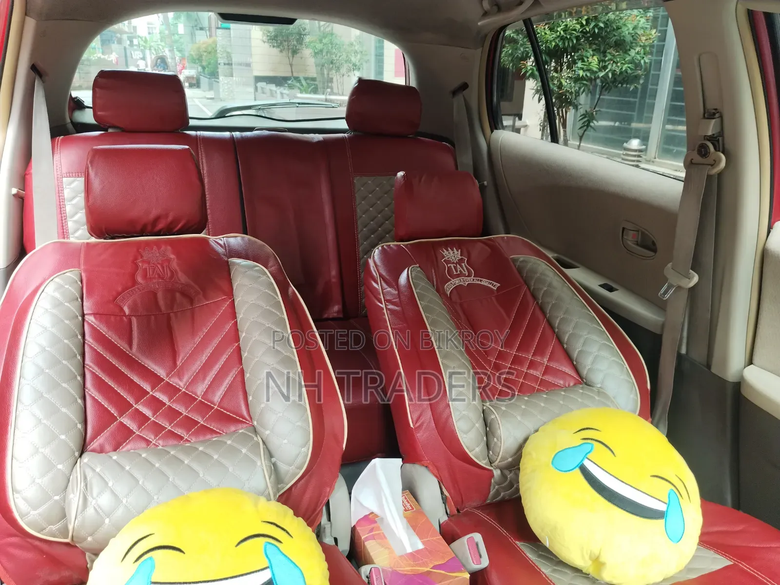 Toyota Vitz 2010 Red