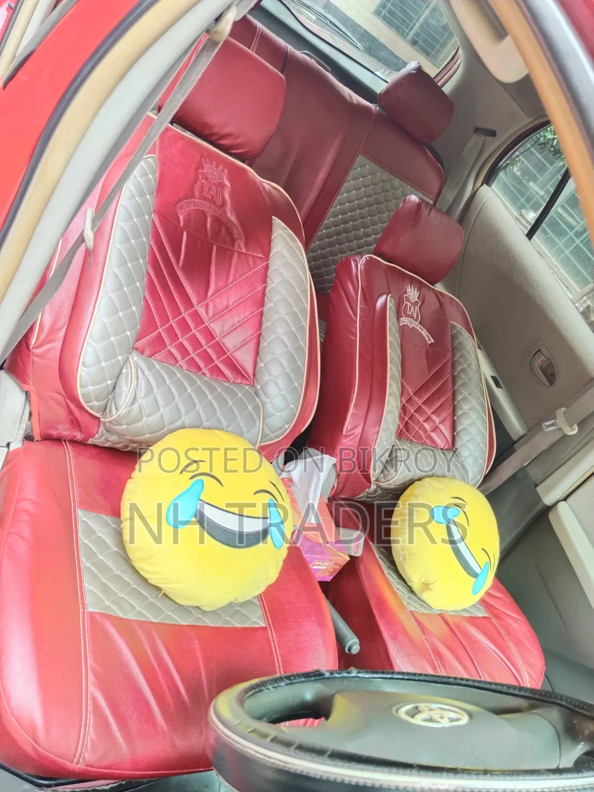 Toyota Vitz 2010 Red
