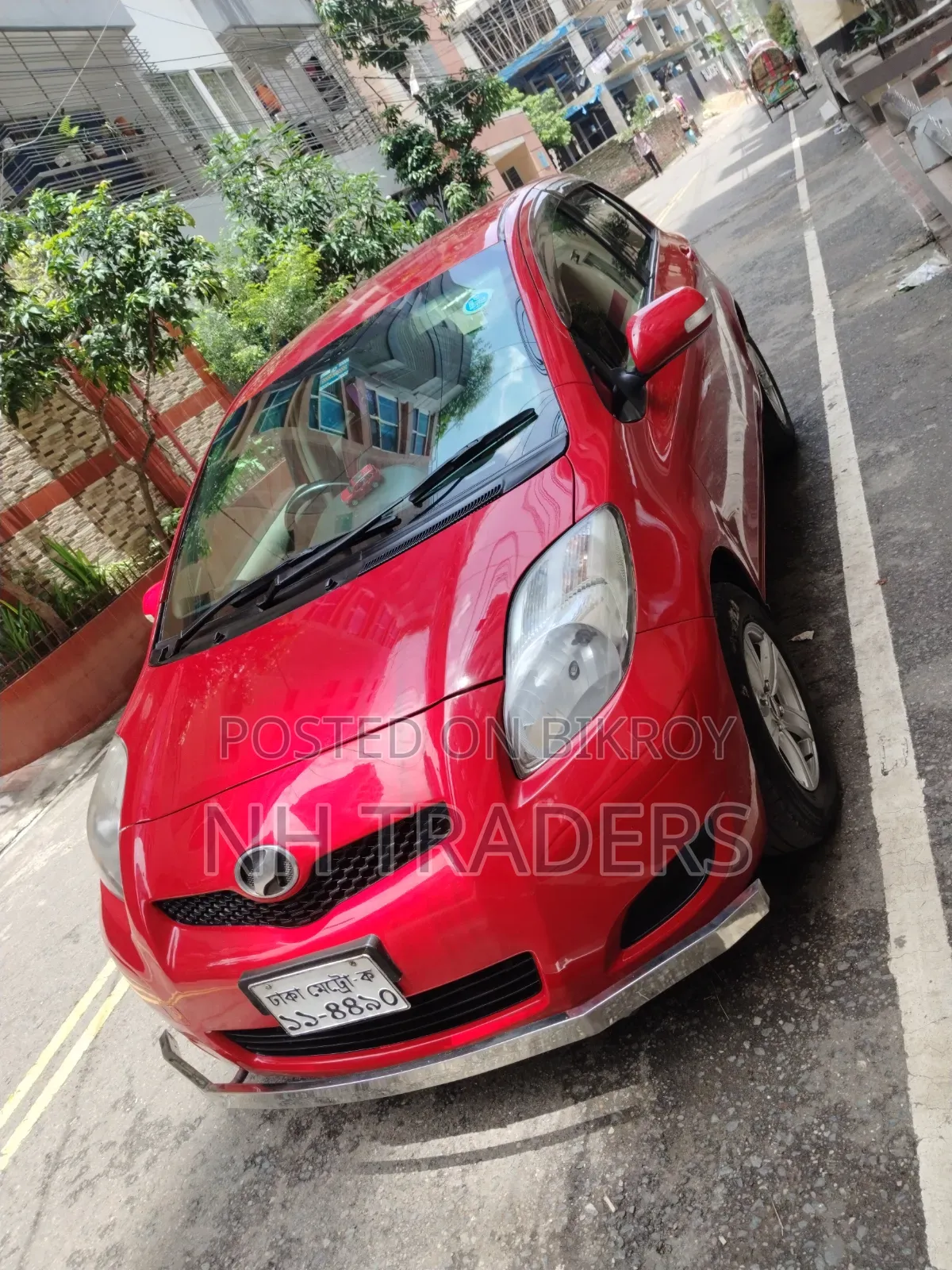 Toyota Vitz 2010 Red