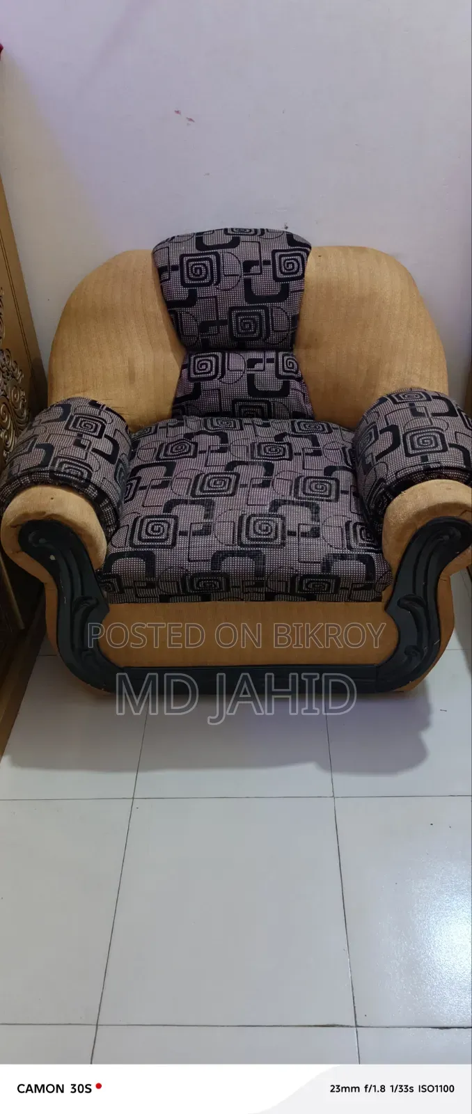 Old Sofa. Selling because I will buy a new one