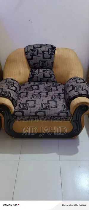Old Sofa. Selling because I will buy a new one