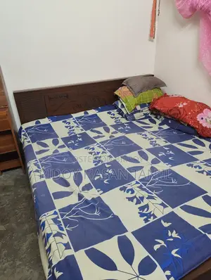 Urgent Sell পা্রটেক্স খাট বিক্রি হবে! সাইজ: সাড়ে ৬ ফুট বাই ৭ ফুট