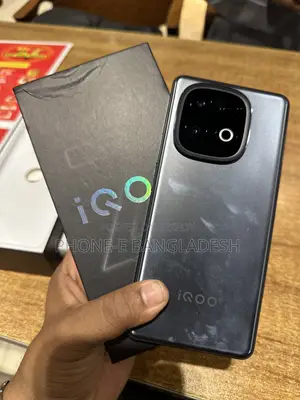 iQOO Z10 256 GB Black