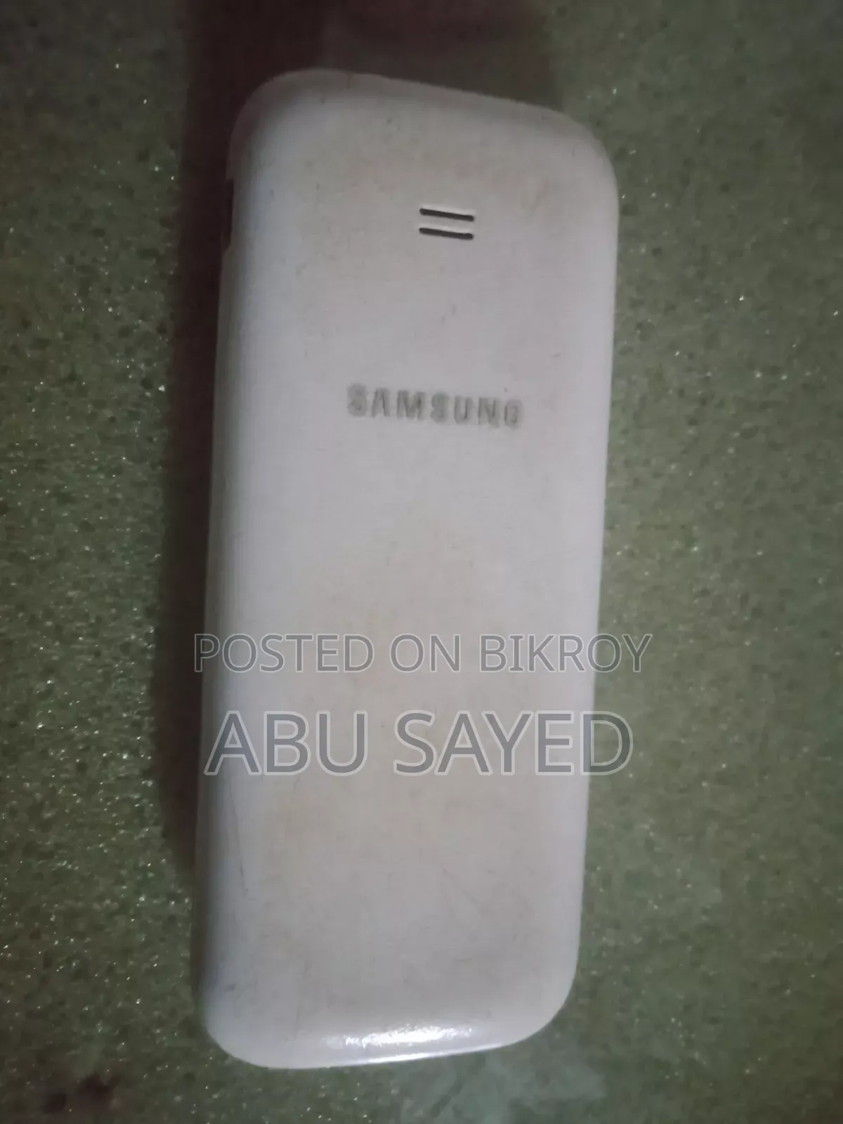 স্যামসাং গ্যালাক্সি এ ৩ ডুওস ১৬ জিবি হোয়াইট