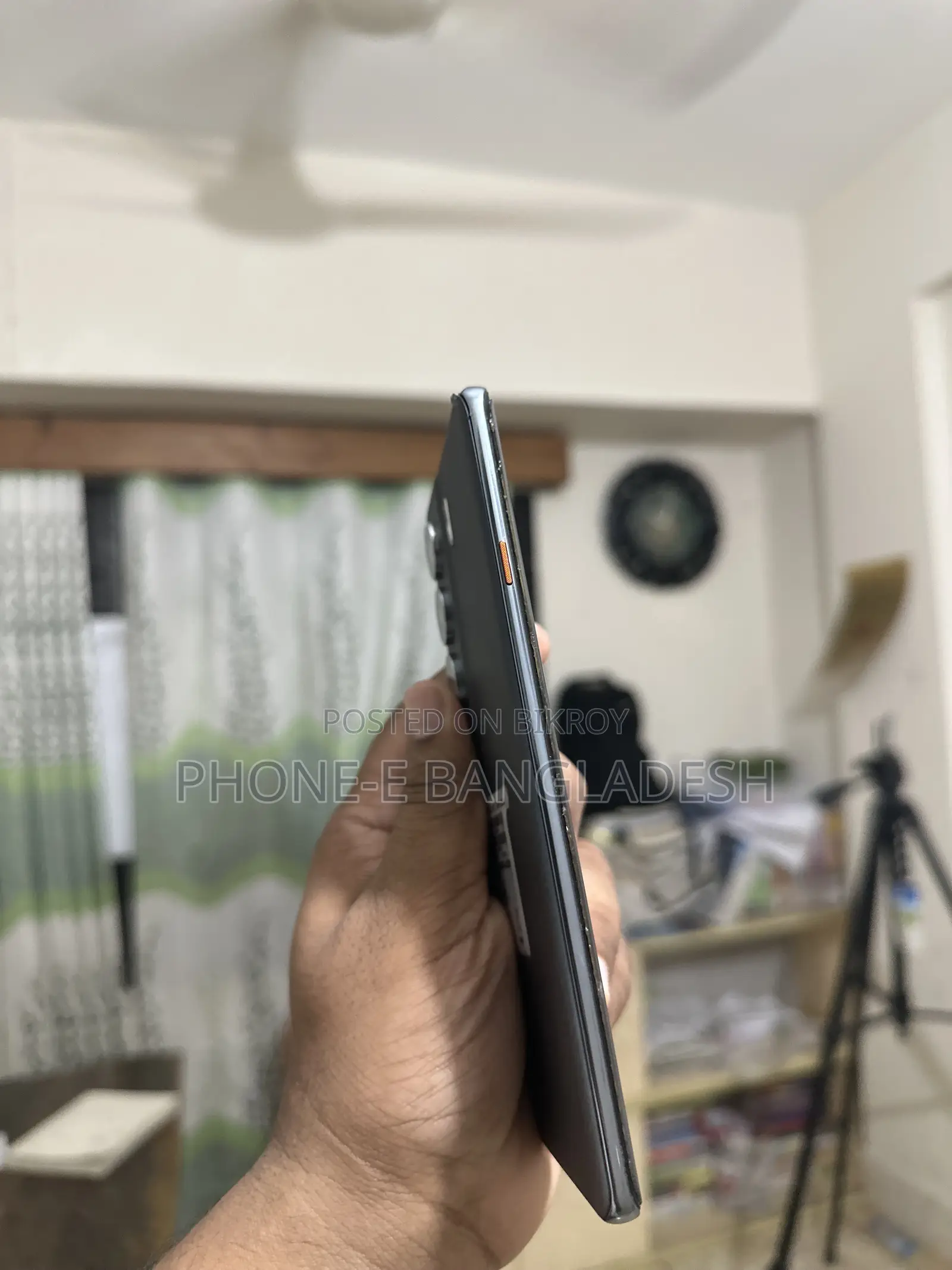 টেকনো ক্যামন ৪০ প্রো ৫জি ২৫৬ জিবি গ্রে