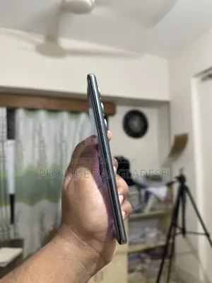 টেকনো ক্যামন ৪০ প্রো ৫জি ২৫৬ জিবি গ্রে