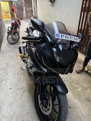 New Yamaha R1 2024 Black