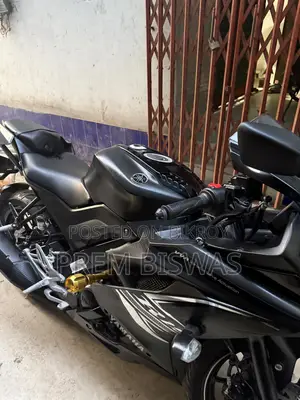 New Yamaha R1 2024 Black