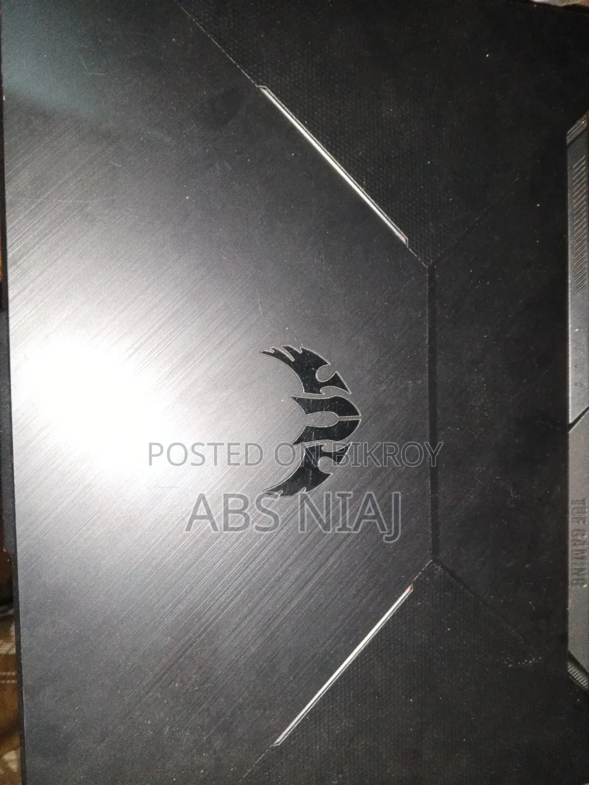 Laptop ASUS Tuf Gaming F15 8GB RAM NVIDIA Graphics 512GB SSD