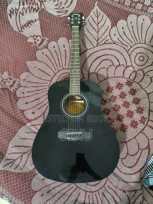 Yamaha F310 (For Sale)
Made in Indonesia