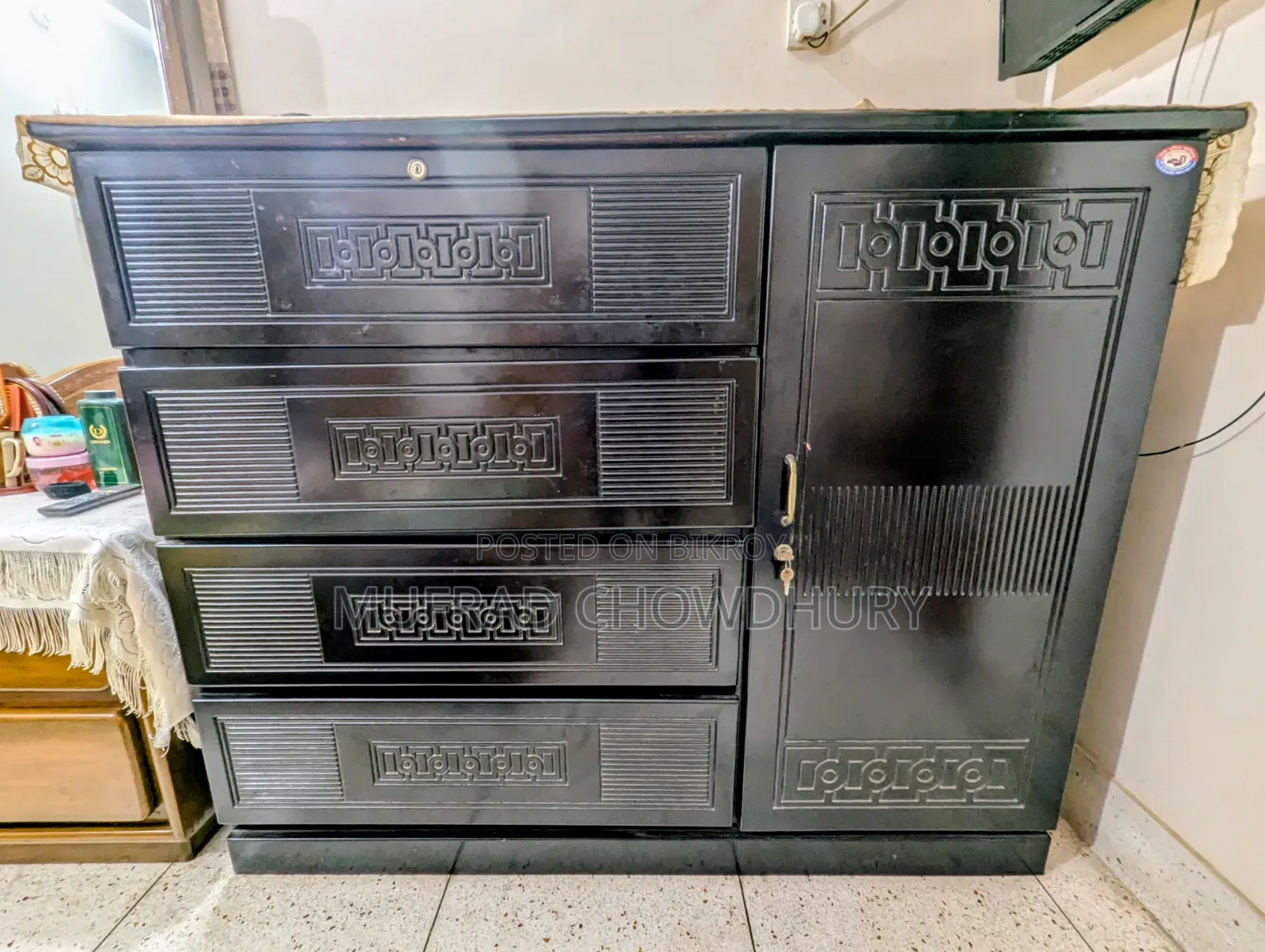 ওয়ারড্রোব (নতুনের মতো অবস্থা)