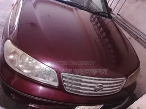 Nissan Sunny 2008 Maroon