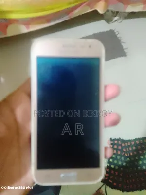 Samsung Galaxy J2 8 GB Gold