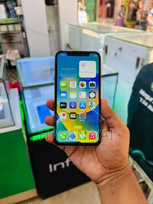 Apple iPhone X 256 GB White