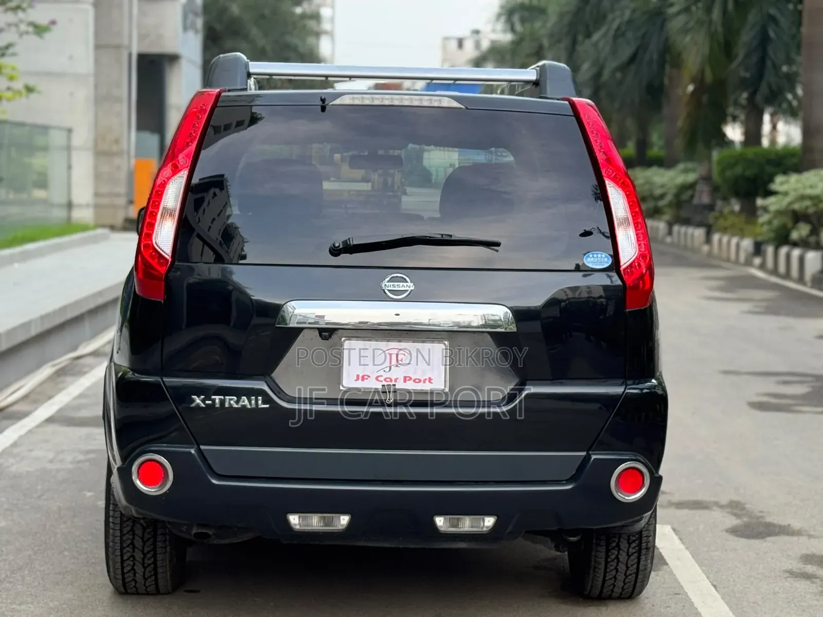 Nissan X-Trail 2012 Black
