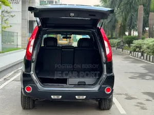Nissan X-Trail 2012 Black