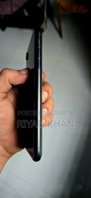 Apple iPhone XR 64 GB Black