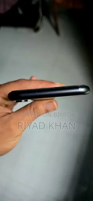 Apple iPhone XR 64 GB Black