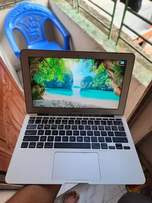 Laptop Apple MacBook 2011 4GB Intel Core I5 SSD 128GB