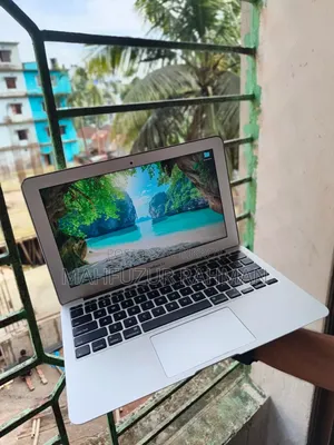 Laptop Apple MacBook 2011 4GB Intel Core I5 SSD 128GB