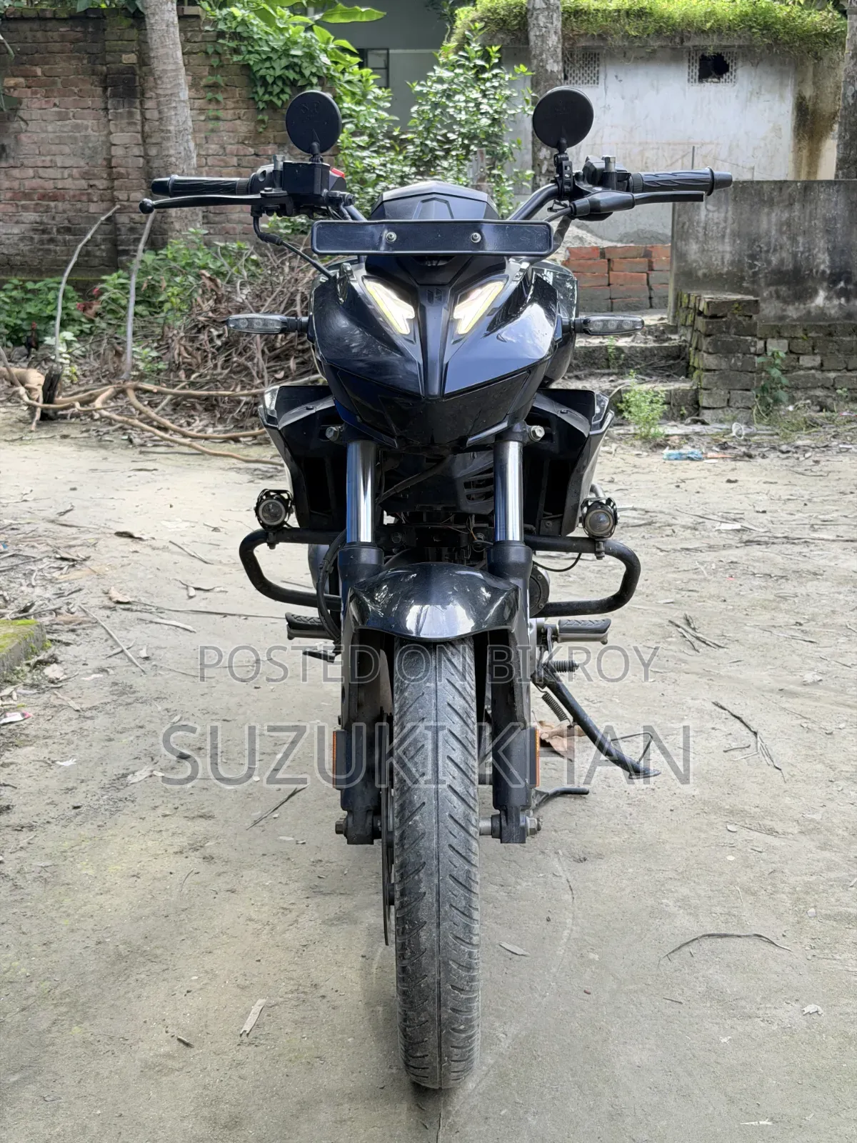 নিউ হিরো এক্সট্রিম ১২৫আর ২০২৫ ব্ল্যাক