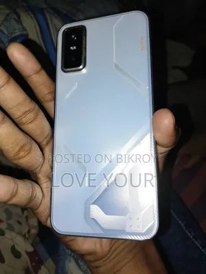 ইনফিনিক্স জিটি ৩০ প্রো ২৫৬ জিবি সাদা