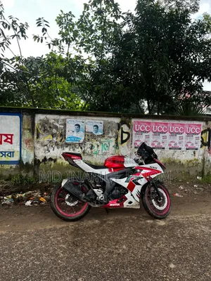 Suzuki GSX-R150 2022
