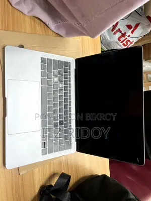 Laptop Apple MacBook Pro 2017 8GB Intel Core I5 SSD 128GB