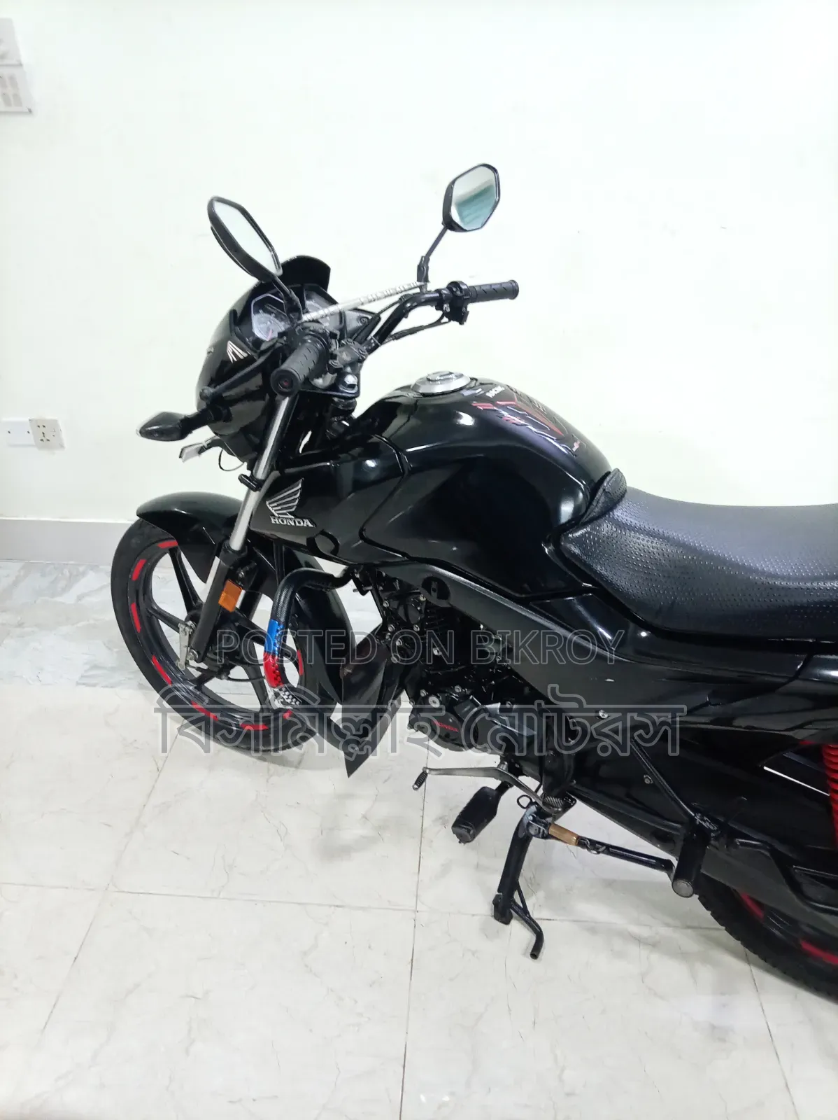 হোন্ডা লিভো ২০১৯ কালো