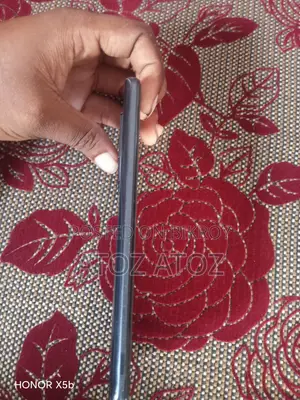 iQOO 256 GB Blue