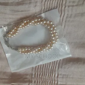 স্ফটিকের ছোঁয়া, আভিজাত্যের সমাহার
