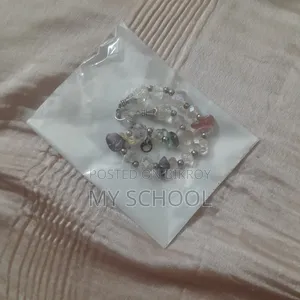 স্ফটিকের ছোঁয়া, আভিজাত্যের সমাহার