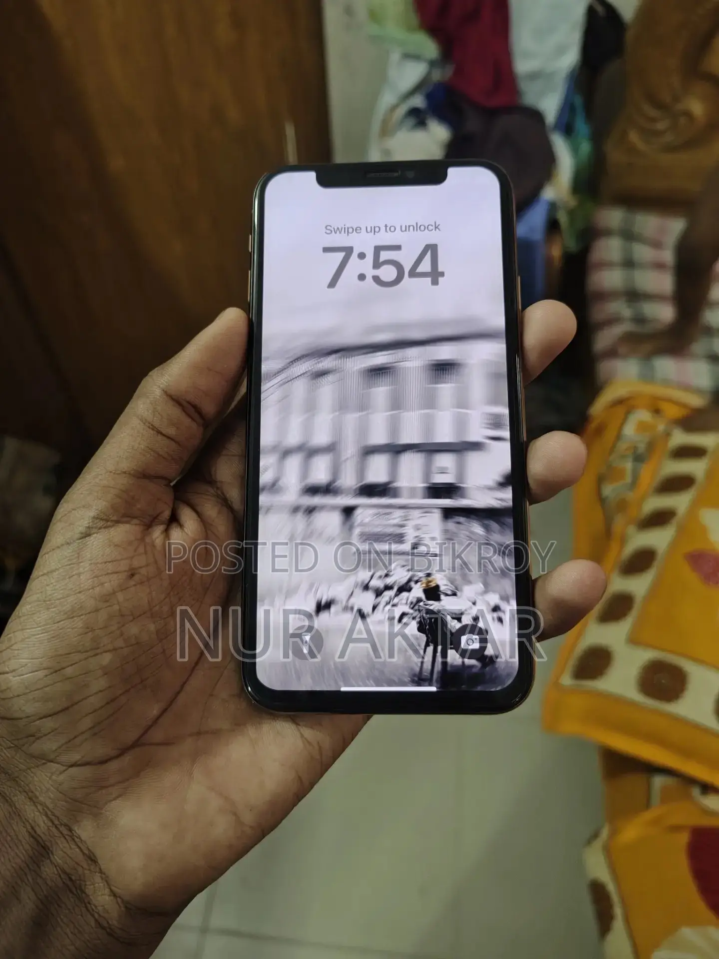 অ্যাপল আইফোন এক্সএস ২৫৬ জিবি ইয়েলো