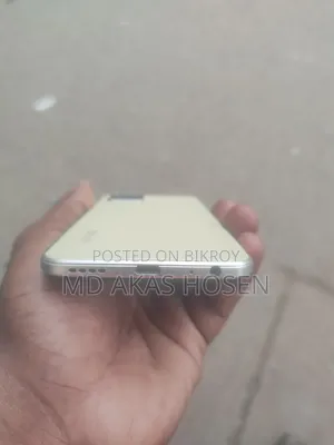 Vivo Y33s 128 GB Yellow