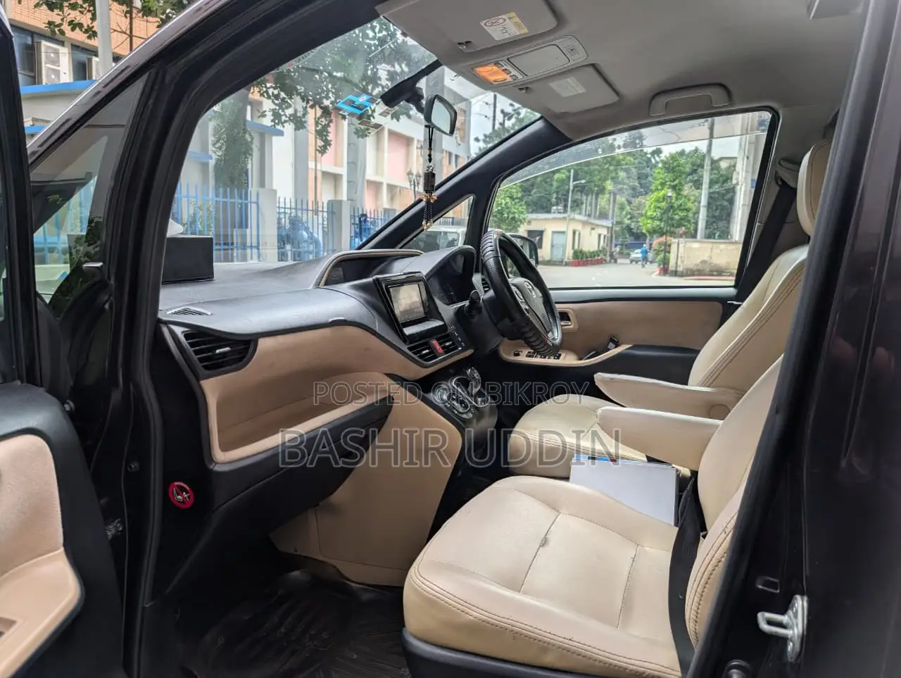 Toyota Noah 2014 Maroon
