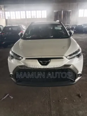Toyota Corolla Cross 2024 Pearl
