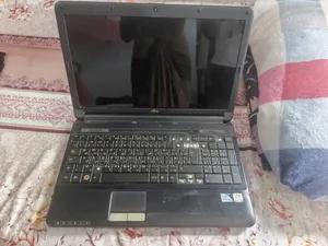 Laptop Fujitsu Lifebook AH530 3GB Intel Pentium HDD 250GB