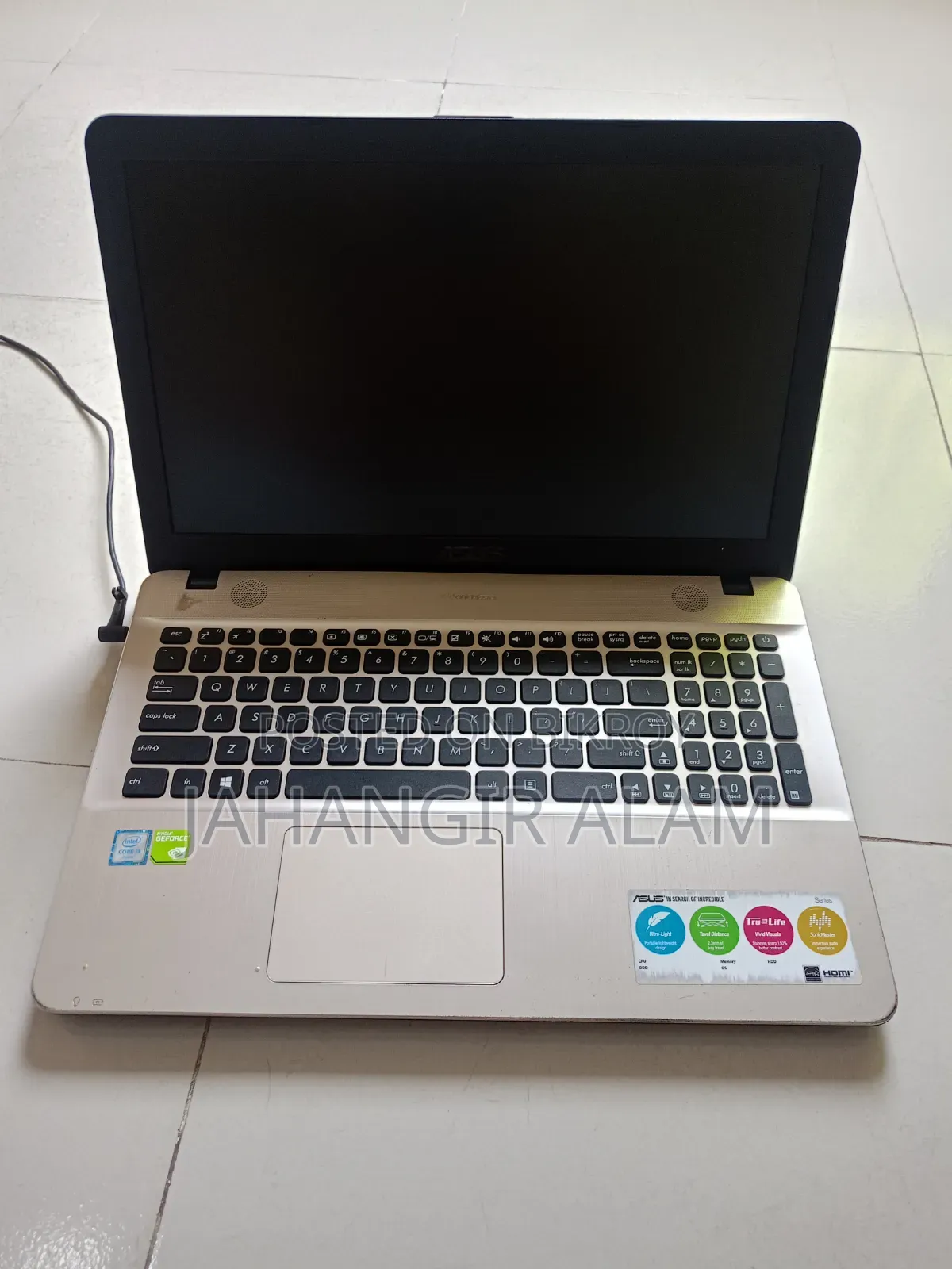 Laptop Asus VivoBook Max X541UA 4GB Intel Core i3 SSD 128GB