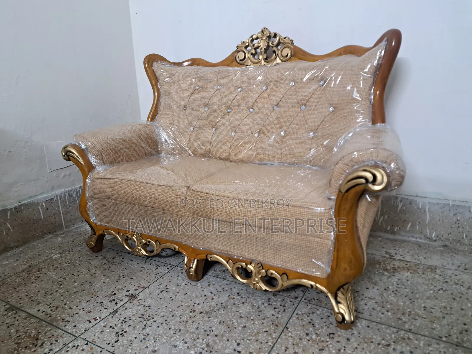 Shegun Wood Modern Sofa Set