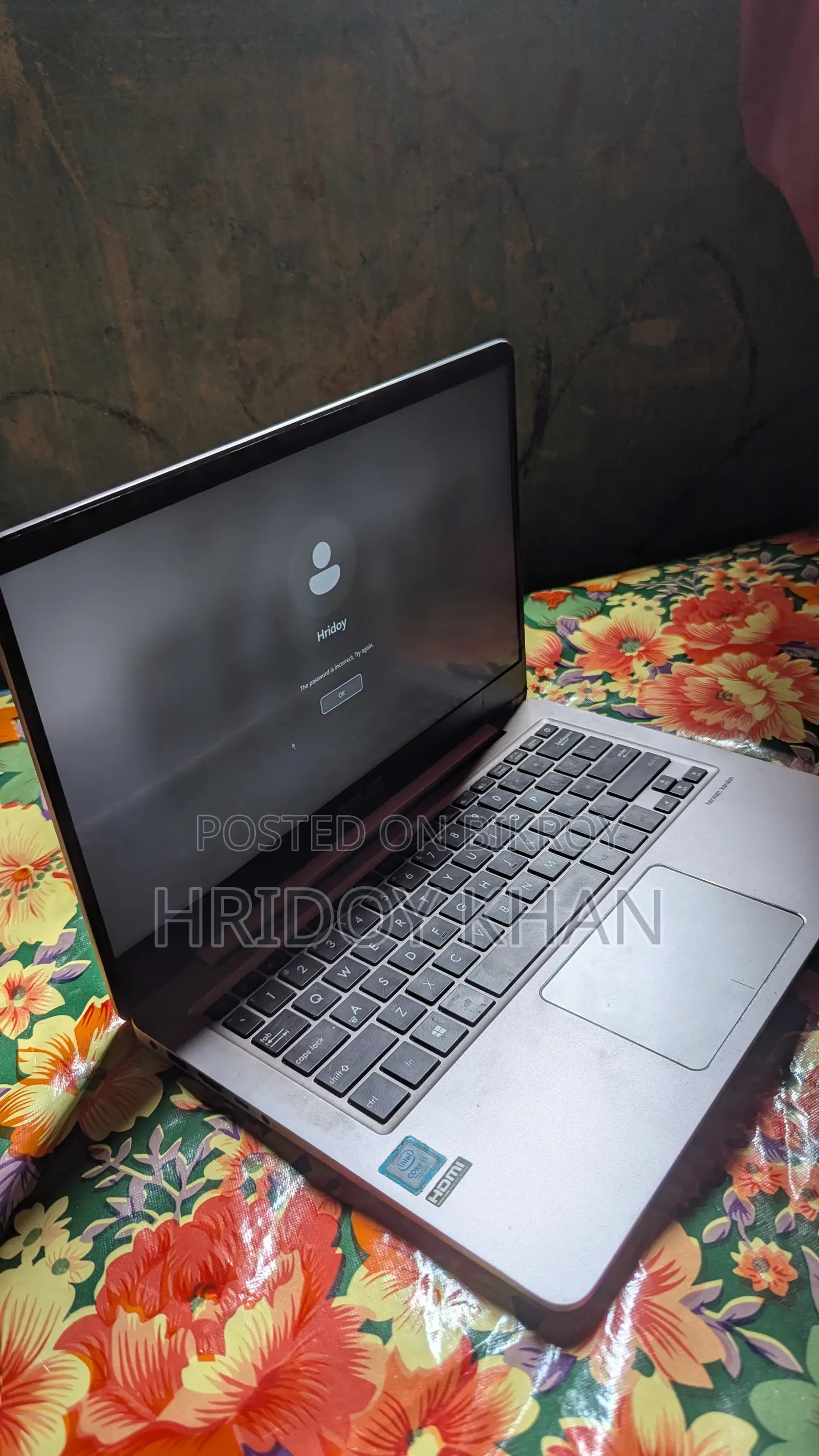 Laptop Asus ZenBook UX310UQ 8GB Intel Core i5 SSD 256GB